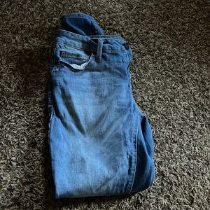 No boundaries juniors jeans dreat condition size 6a only worn a few times